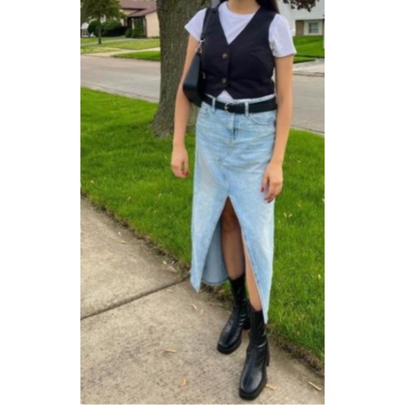 AMERICAN EAGLE ~Low-Rise Denim Maxi Skirt (NWT) - Picture 11 of 14